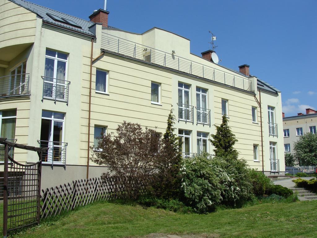 Hotel Hellada Kielce Kültér fotó